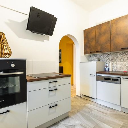 Stylish 1 Bedroom Apartment Near Hannovamarkt ウィーン エクステリア 写真