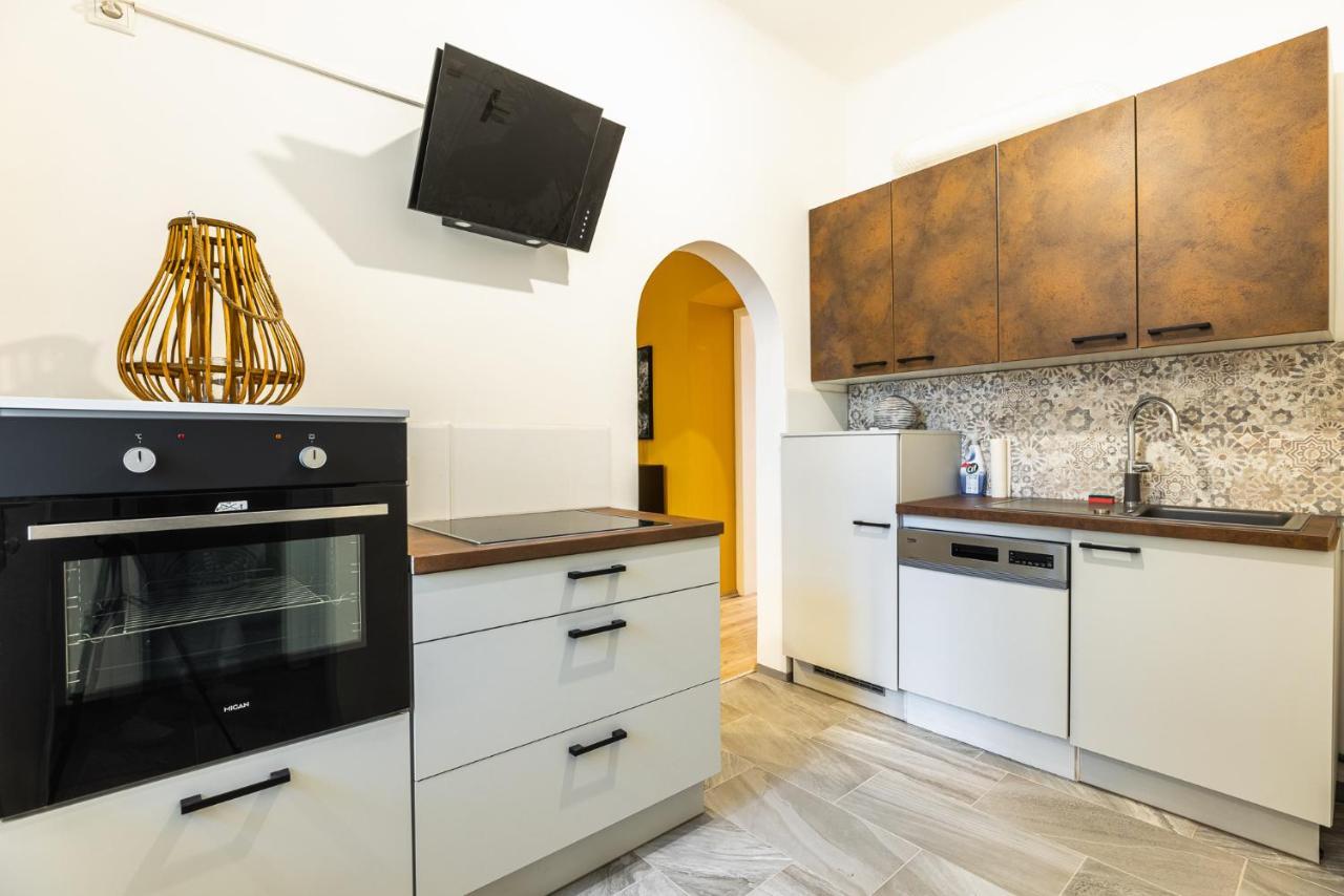 Stylish 1 Bedroom Apartment Near Hannovamarkt ウィーン エクステリア 写真
